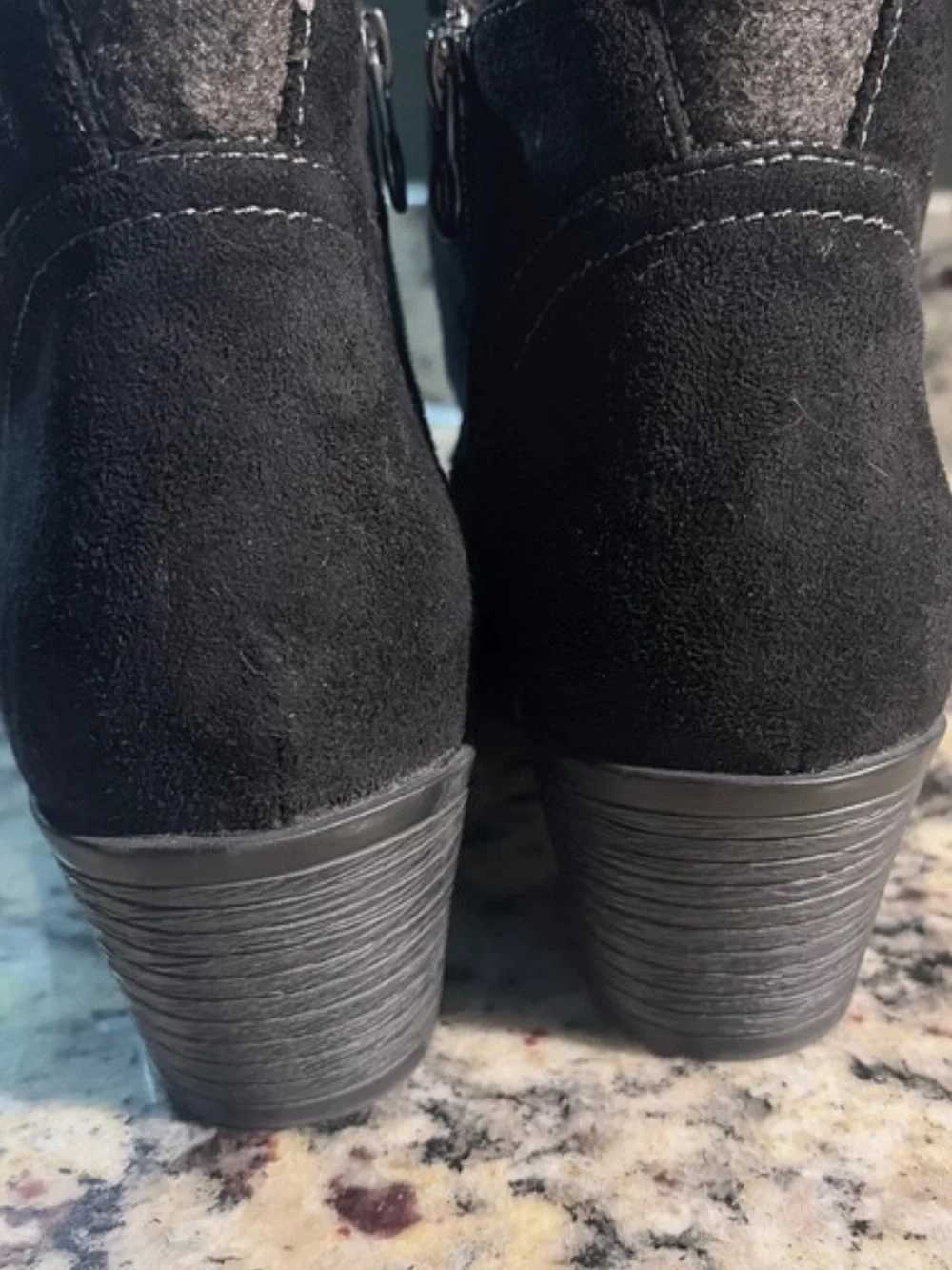 SPORTO♦️SIDE-ZIP ANKLE BOOTIE